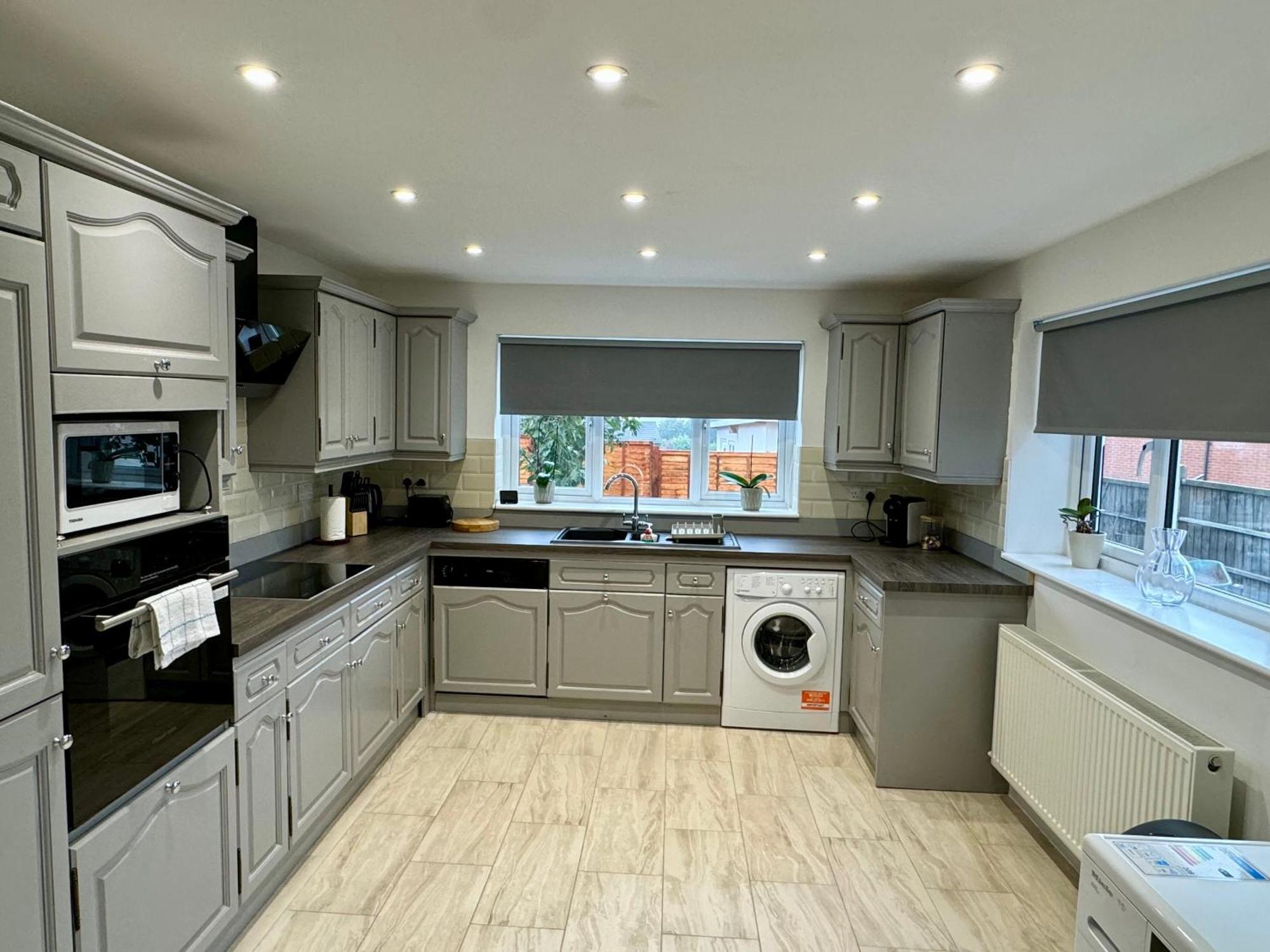 Florina S House 4 Bedrooms Villa Rugeley Exterior foto